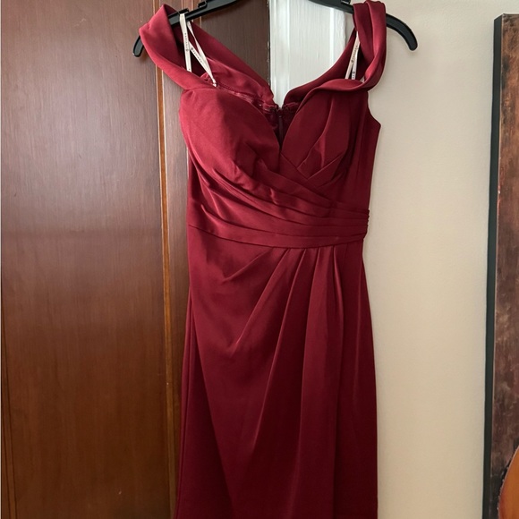 Faviana Off The Shoulder Cocktail Dress In Wine - Picture 7 of 7